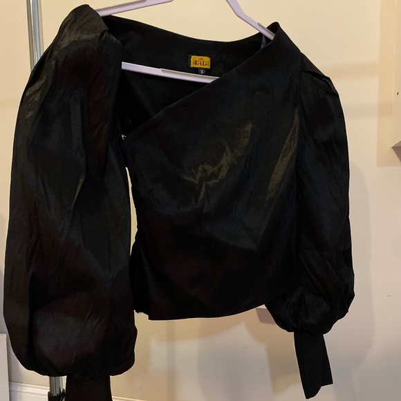 Ladies Asymmetric long sleeve black shirt - Picture 2 of 2